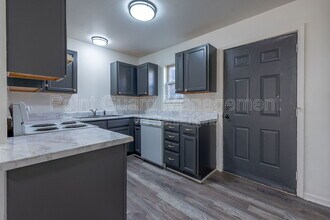 955 Leroy St in Independence, MO - Building Photo - Building Photo