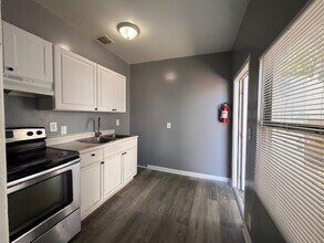 1909 Division Ave in West Palm Beach, FL - Building Photo - Building Photo