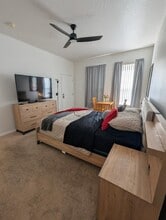 326 Monroe Cir in Davenport, FL - Building Photo - Building Photo