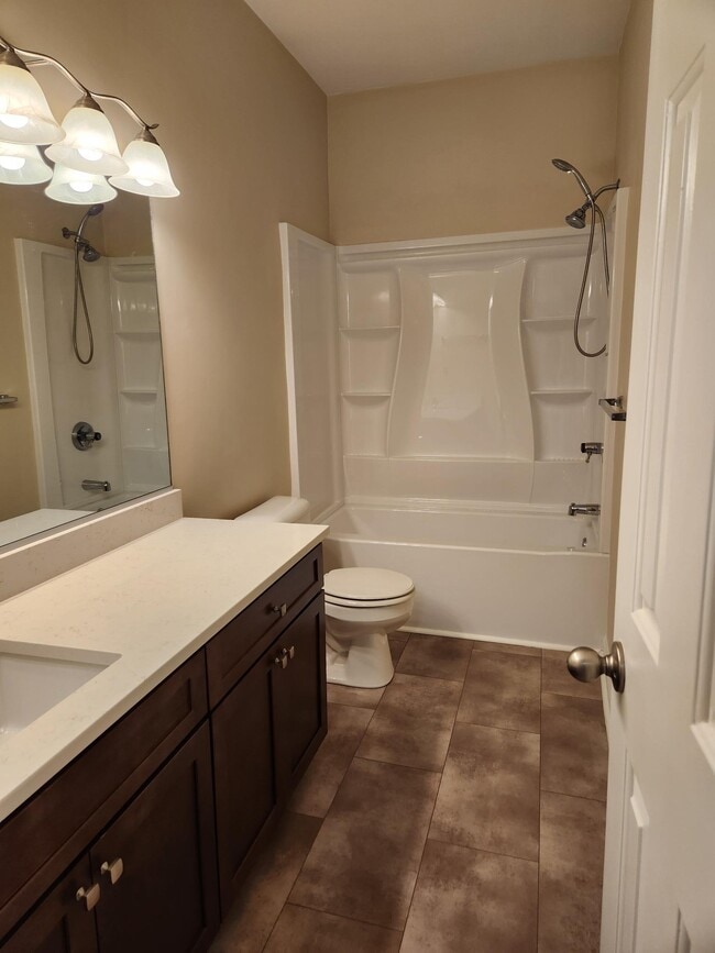 1002 Primrose Ln, Unit Primrose in Chesapeake, VA - Building Photo - Building Photo