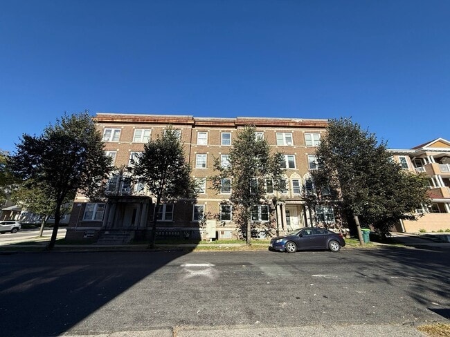 property at 1 Hitchcock Rd