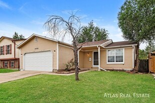 14782 E Elk Pl in Denver, CO - Building Photo