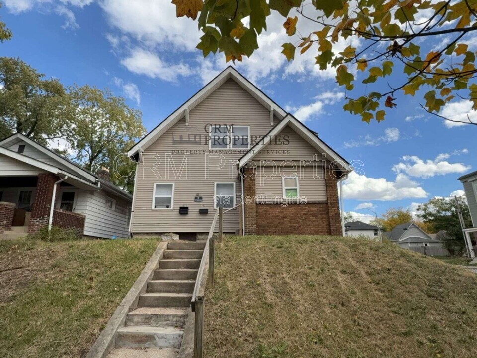 301 N Temple Ave in Indianapolis, IN - Building Photo