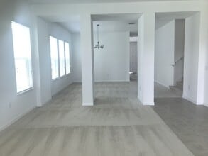12791 Westside Vlg Lp in Windermere, FL - Building Photo - Building Photo