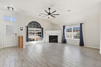 4900 Cypress Lake Dr in Norman, OK - Building Photo - Building Photo