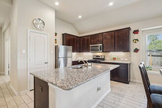 18473 Railroad Ave in New Caney, TX - Building Photo - Building Photo