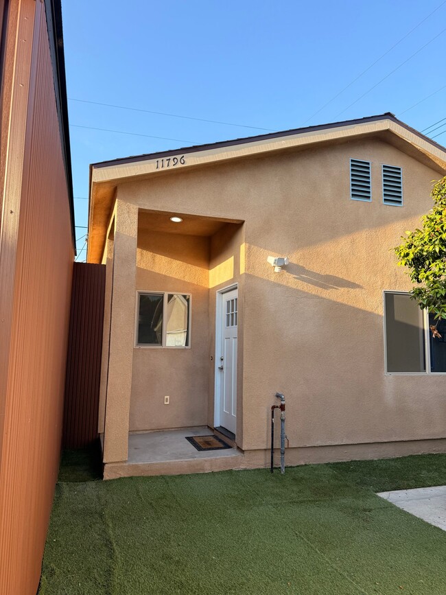 property at 11796 Kensington Rd