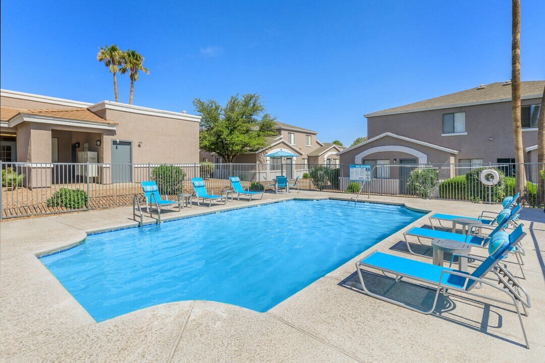 The Edge Townhomes in Sierra Vista, AZ - Building Photo