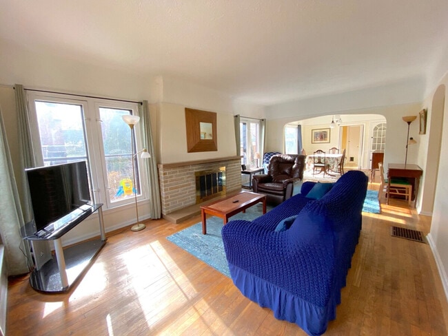 3574 Lynnfield Rd