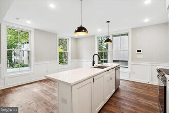 3519 Hamilton St in Philadelphia, PA - Building Photo - Building Photo