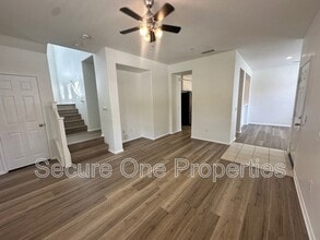 3003 Shenandoah Dr in Oxnard, CA - Building Photo - Building Photo