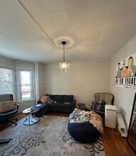 384 Washington St, Unit 1 in Cambridge, MA - Foto de edificio - Building Photo