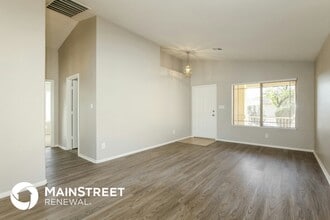 15237 N Gil Balcome Ct, Unit 3107 in Surprise, AZ - Building Photo - Building Photo