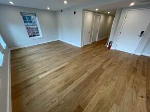 16 Fleet St, Unit 3 in Boston, MA - Building Photo - Building Photo