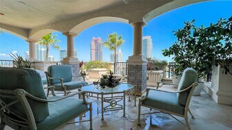 7241 Fisher Island Dr in Miami Beach, FL - Building Photo