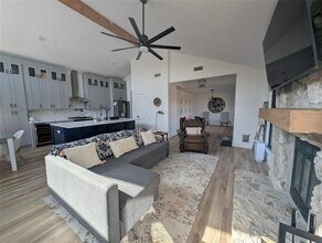 306 Deer Creek Cir in Dripping Springs, TX - Building Photo - Building Photo