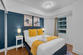 26 Blue Jays Way, Unit SI ID1403807P in Toronto, ON - Building Photo - Building Photo