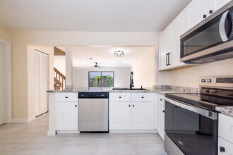 13861 Folkestone Cir in Wellington, FL - Building Photo - Building Photo