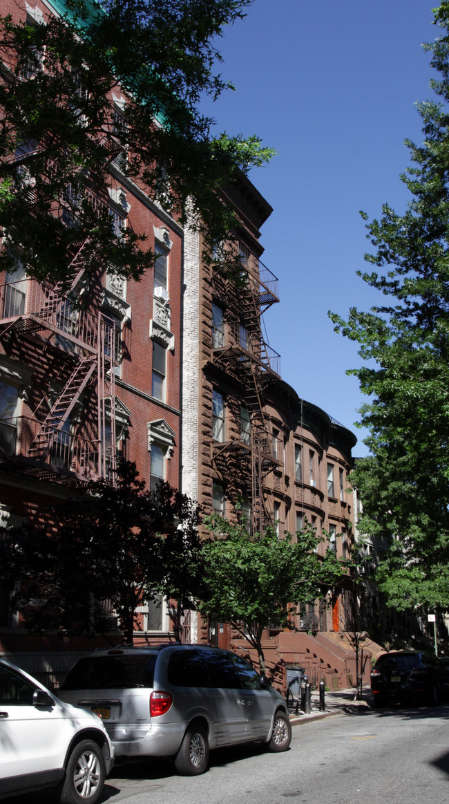 504 W 149th St in New York, NY - Foto de edificio - Building Photo