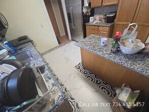 818 Packard St in Ann Arbor, MI - Building Photo - Building Photo