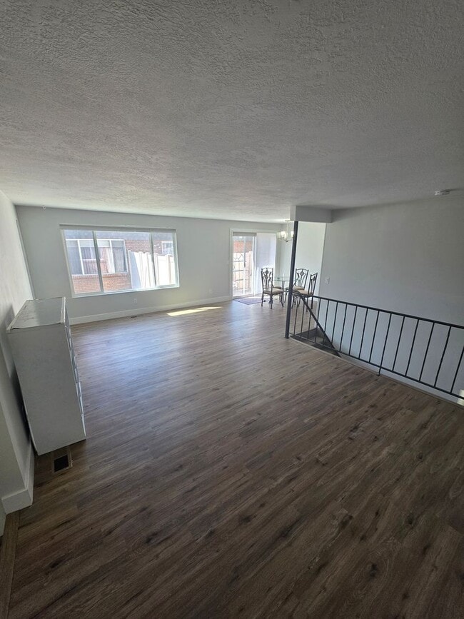 904 S 1213 E in Fruit Heights, UT - Building Photo - Building Photo