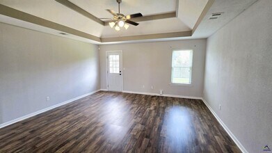 125 Preston Ln in Byron, GA - Building Photo - Building Photo