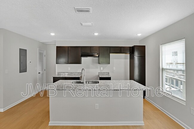 1332 Steele St in Jacksonville, FL - Building Photo - Building Photo