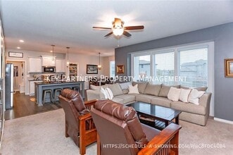 23402 W 52nd Terrace in Shawnee, KS - Building Photo - Building Photo