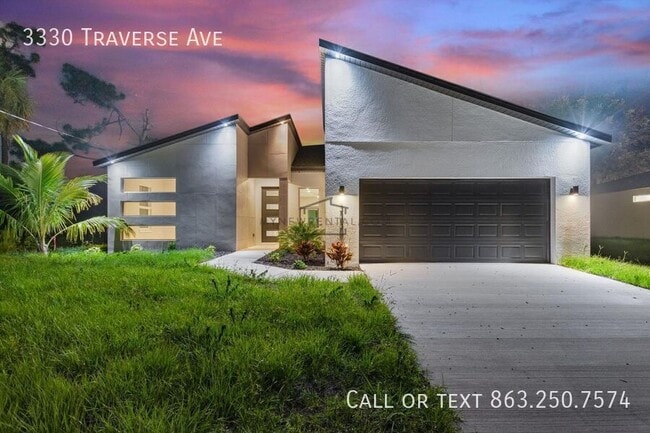 3330 Traverse Ave in North Port, FL - Building Photo - Building Photo