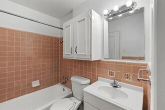 4031 Cole Ave in Dallas, TX - Building Photo - Building Photo