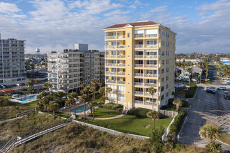 Eastwinds Condominiums in Jacksonville Beach, FL - Building Photo - Building Photo