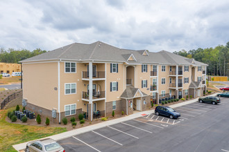 The Gates at Highland in Hickory, NC - Building Photo - Building Photo