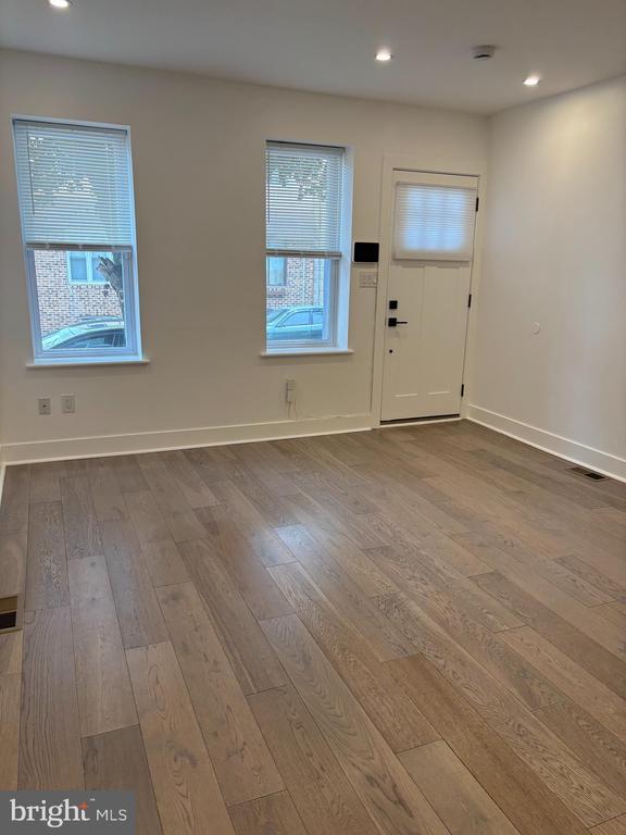 property at 3190 Memphis St