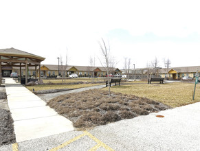 Blueberry Ridge Apartments in Powell, TN - Foto de edificio - Building Photo