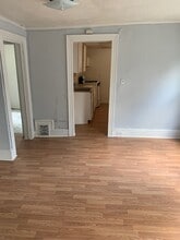 1114 College Ave, Unit B in Elmira, NY - Building Photo - Building Photo