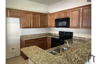 2336 Calendar Ct in Grand Prairie, TX - Building Photo - Building Photo