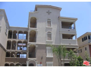 property at 432 S Willaman Dr