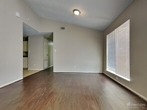 17803 Glenmark Dr in Houston, TX - Building Photo - Building Photo