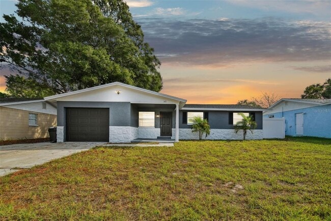 property at 1411 Coppertree Dr