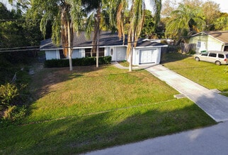 1181 SW Sarto Ln in Port St. Lucie, FL - Building Photo - Building Photo