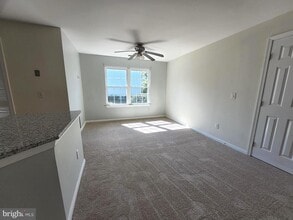 203 Fernwood Pl in Warrenton, VA - Building Photo - Building Photo