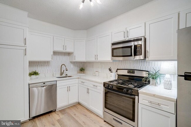 property at 1300 Army Navy Dr