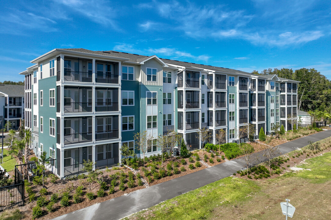 The Residences at Emerson Park in Apopka, FL - Building Photo