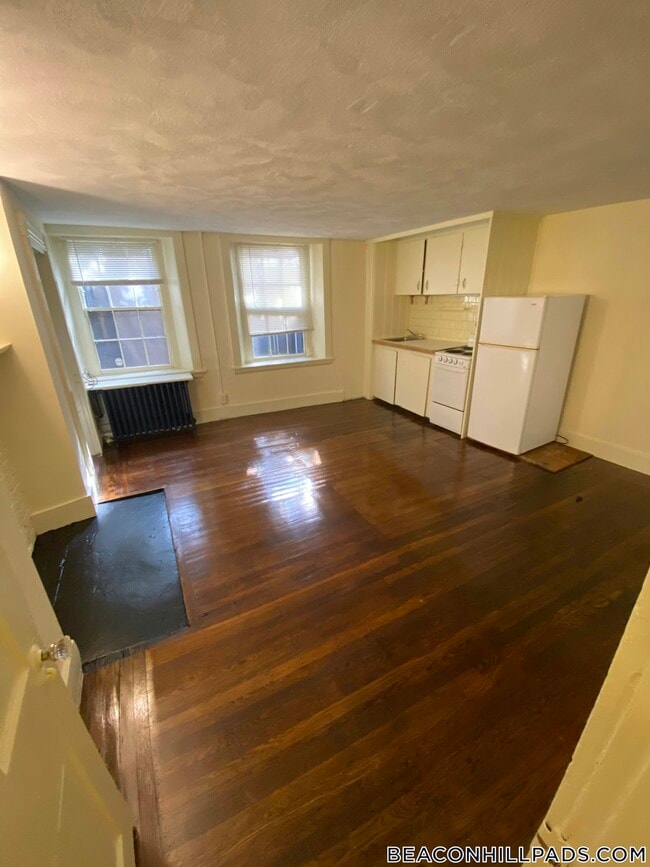 90 Myrtle St in Boston, MA - Building Photo - Building Photo