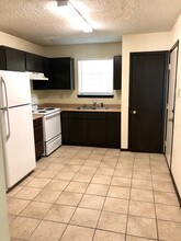 2351 Elm Park Dr in Baton Rouge, LA - Building Photo - Building Photo