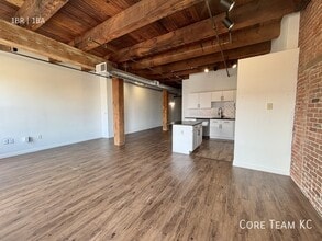 204 Walnut St in Kansas City, MO - Foto de edificio - Building Photo