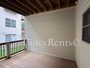 2933 Eden Ave in Cincinnati, OH - Building Photo - Building Photo