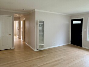 2424 Melville Way in San Jose, CA - Building Photo - Building Photo