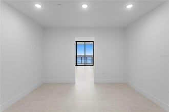 3015 S Ysabella Ave in Tampa, FL - Foto de edificio - Building Photo