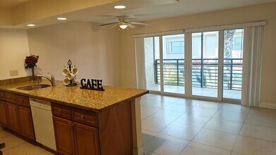 5214 NE 6th Ave, Unit G3 in Fort Lauderdale, FL - Foto de edificio - Building Photo